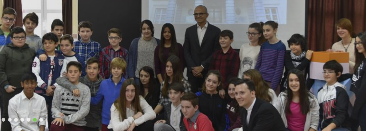 Participantes en el proyecto educativo Minecraft, todos ganan