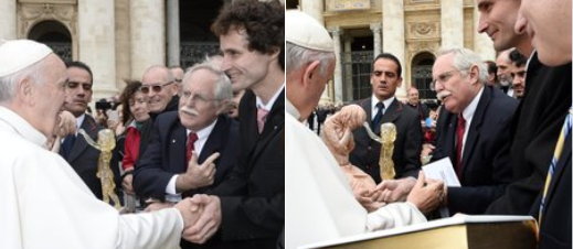 Martin Hudacek obsequió al Papa Francisco con una réplica de su estatua