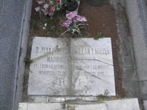 Una de las pocas lápidas, si no la única, que en el cementerio de Vallecas recuerdan a uno de los cientos de personas asesinadas por el terror revolucionario.