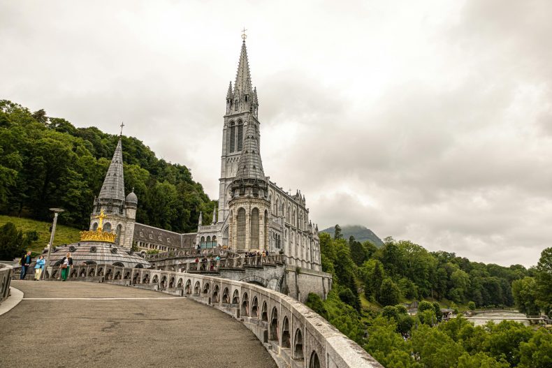 santuario lourdes milagros