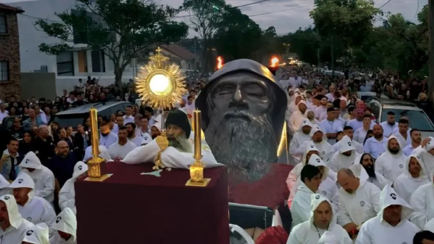 san Charbel milagros