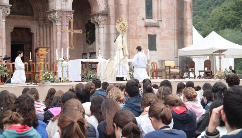 JEMJ covadonga eucaristía jóvenes