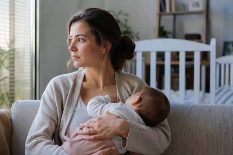 Crisis de maternidad en España